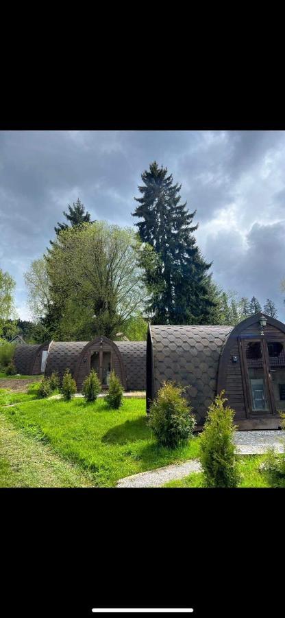 Hobiti Chatka Lipno แชร์นาฟ โปชูมาวี ภายนอก รูปภาพ